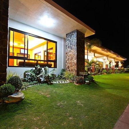 La Suena Brisa Beach Resort And Events Place Batangas Exterior foto