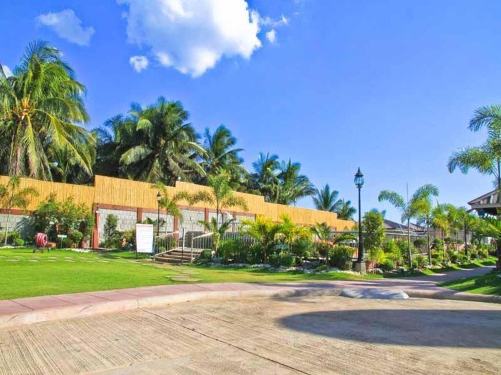La Suena Brisa Beach Resort And Events Place Batangas Exterior foto